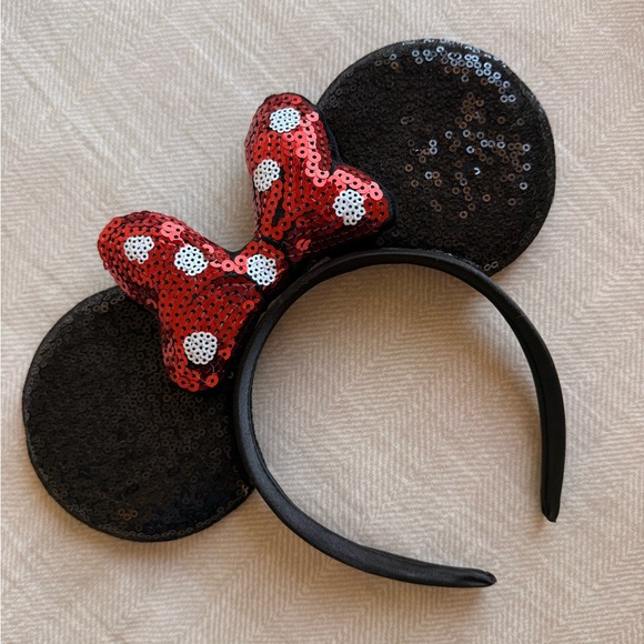 Bundle of Disney Mouse Ear Headbands with Bows - Picture 3 of 7